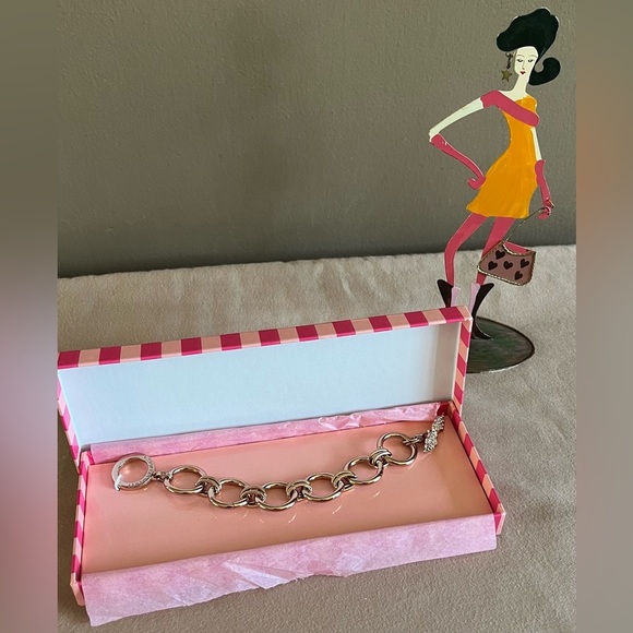 HP 🥳💥 Victoria's Secret Vintage Angel Wings Bracelet New with Tags - Picture 2 of 9